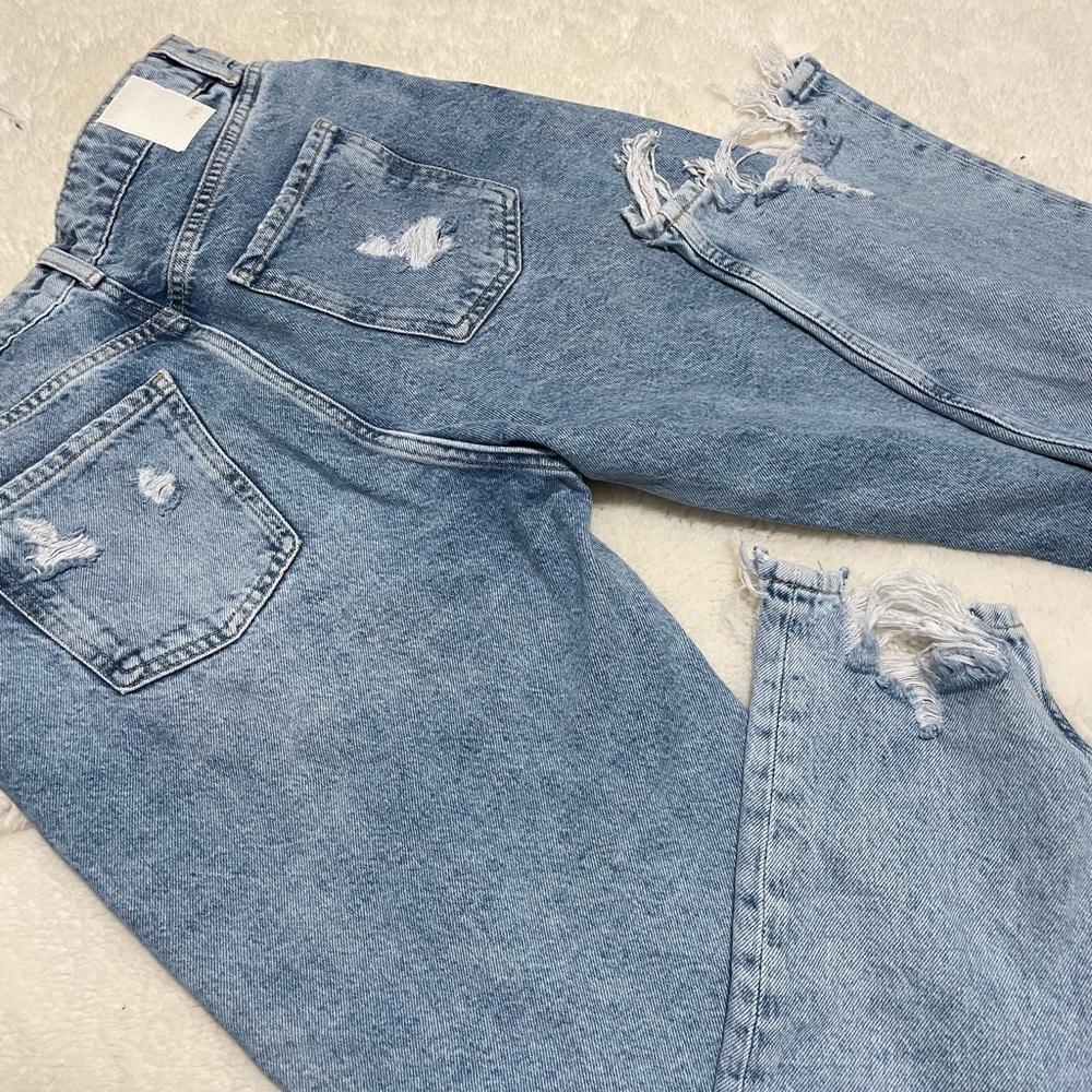 ZARA Ripped Mom Jean women’s size 8